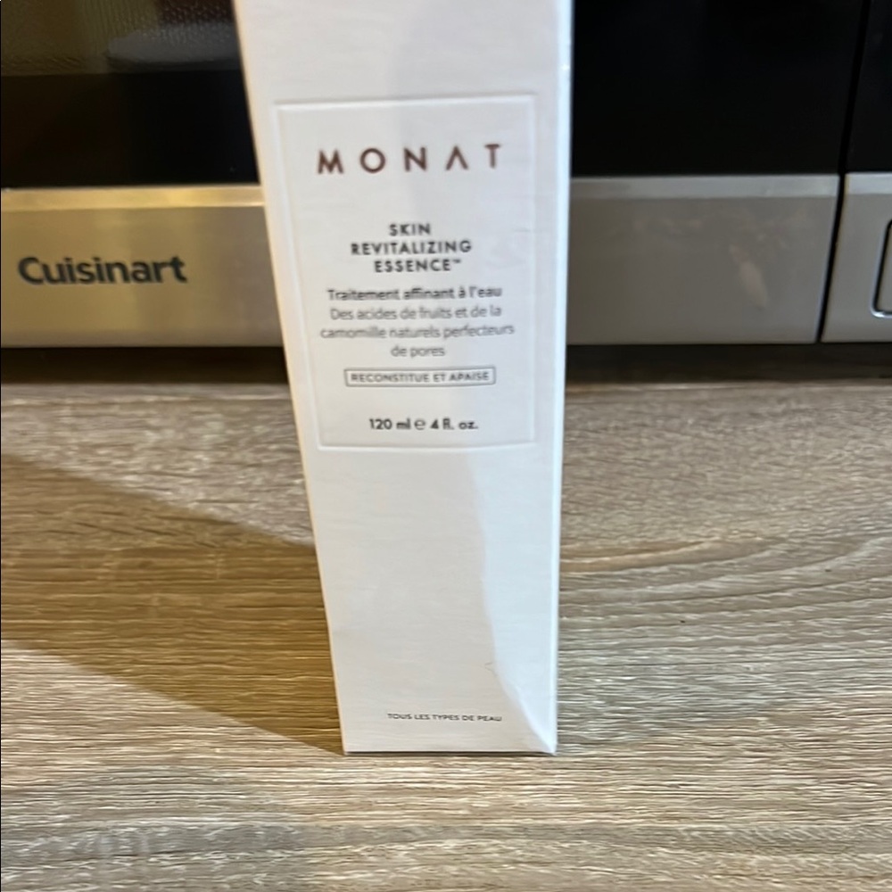 Skin Revitalizing Essence - White